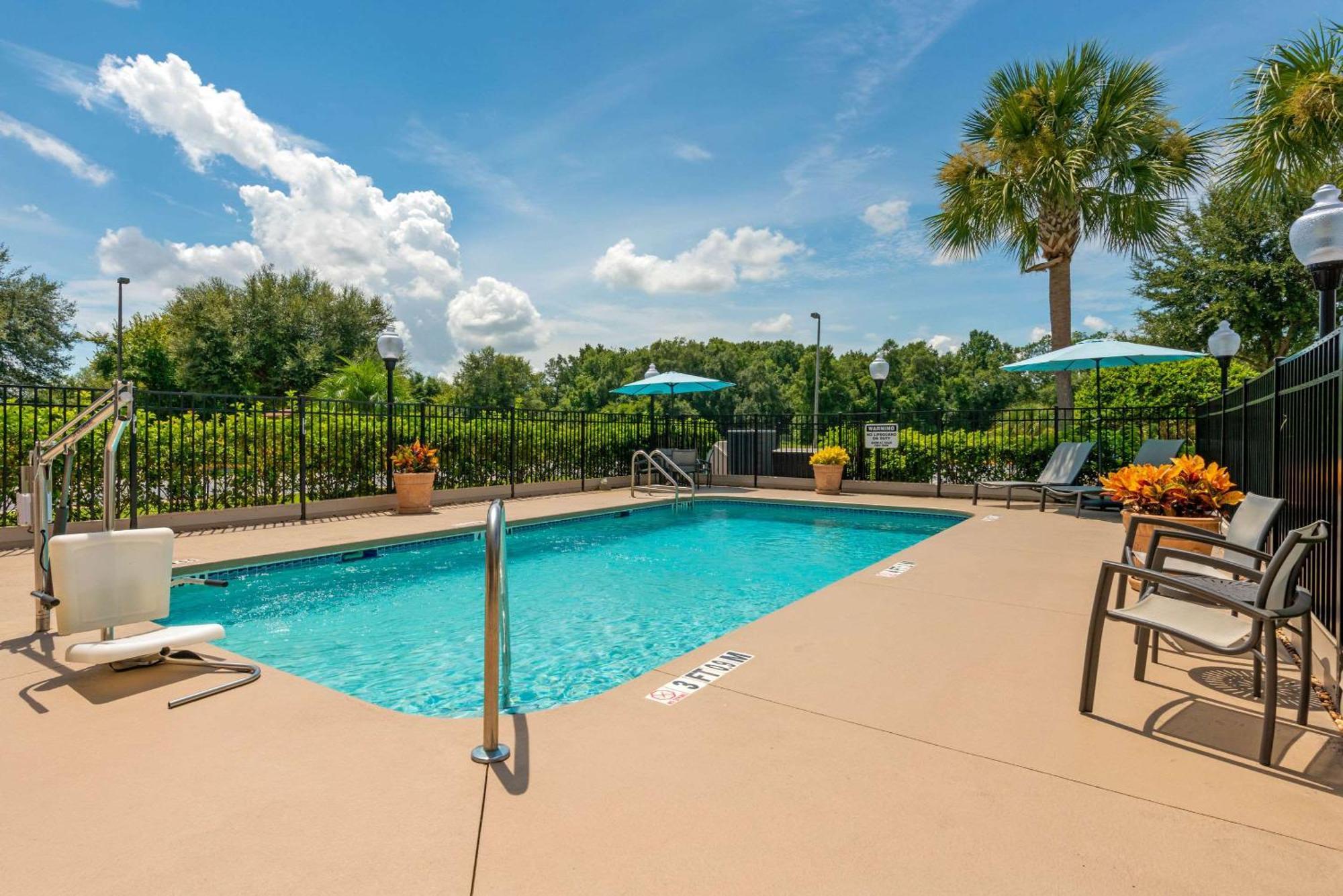 Comfort Inn & Suites Wildwood - The Villages Eksteriør bilde