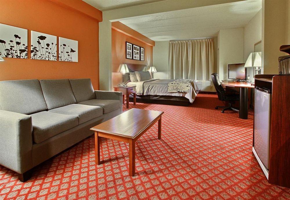 Comfort Inn & Suites Wildwood - The Villages Rom bilde